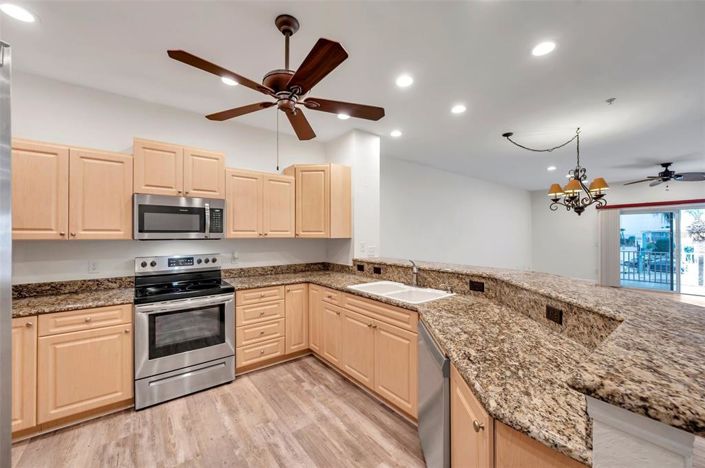 Image No.9-3 Bed Property for sale