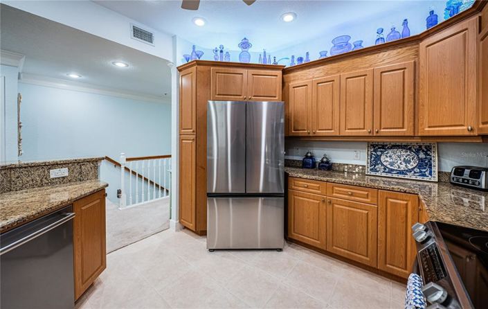 Image No.15-3 Bed Townhouse for sale