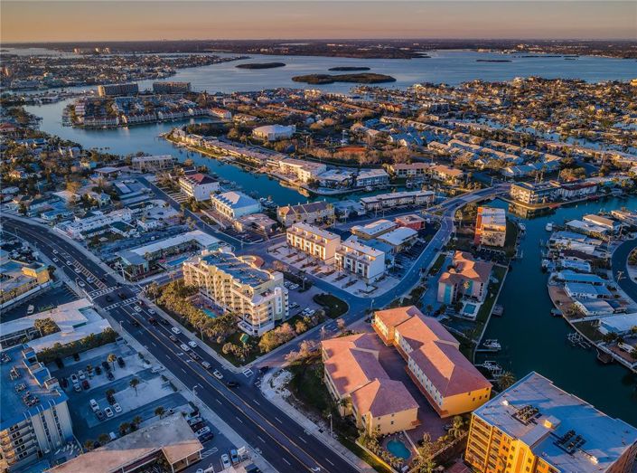 Image No.43-3 Bed Townhouse for sale