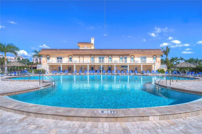 Image No.28-2 Bed Property for sale