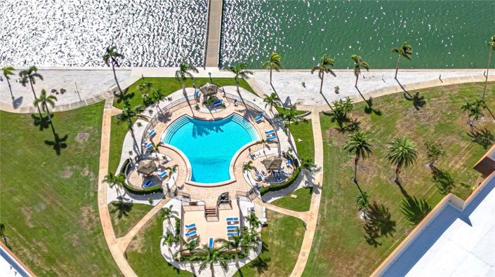 Image No.30-2 Bed Property for sale