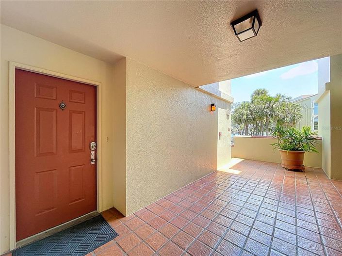 Image No.21-2 Bed Property for sale