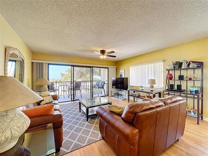 Image No.34-2 Bed Property for sale