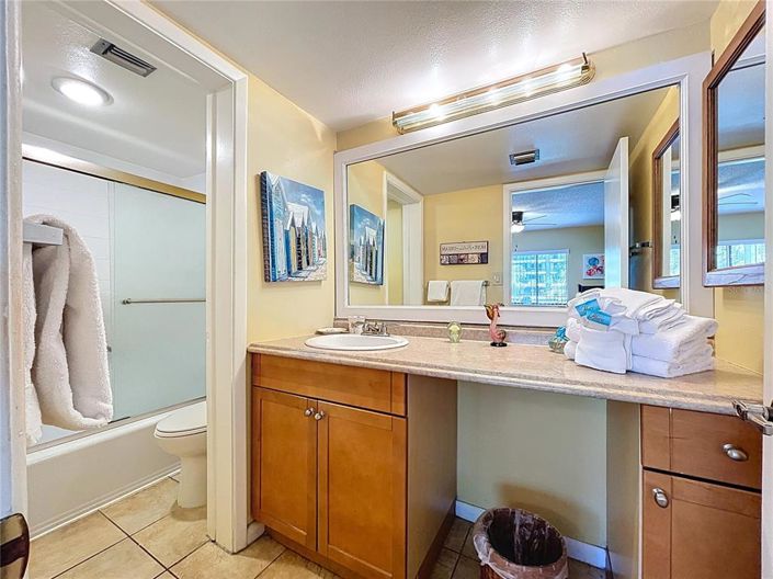 Image No.43-2 Bed Property for sale