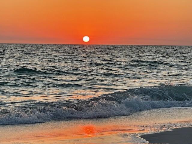 Image No.51-2 Bed Property for sale