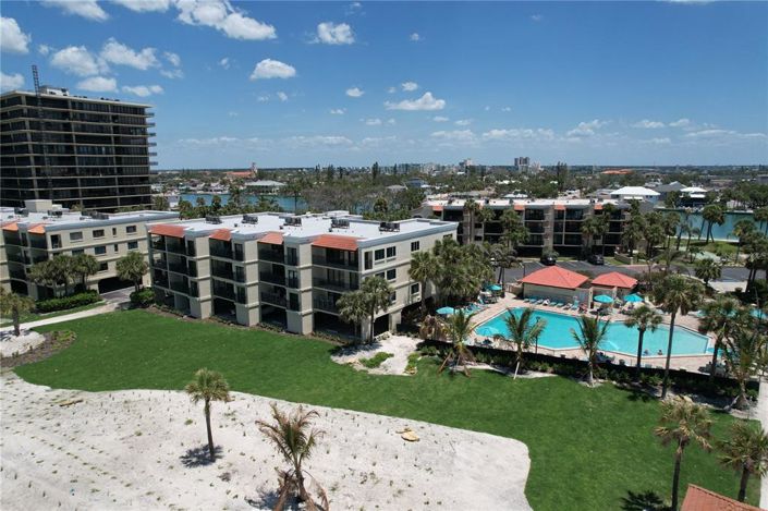 Image No.57-2 Bed Property for sale