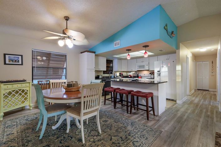 Image No.20-3 Bed Property for sale