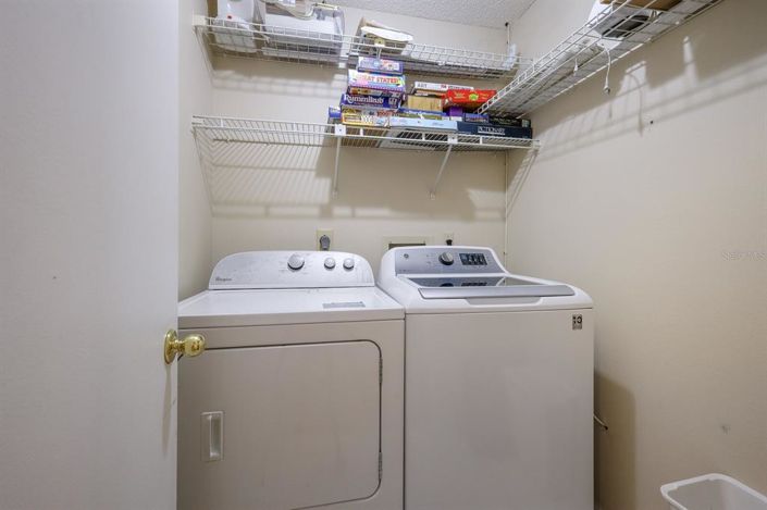 Image No.30-3 Bed Property for sale