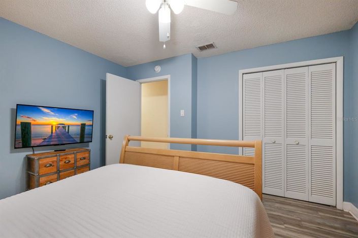 Image No.33-3 Bed Property for sale