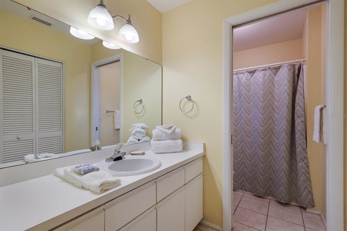 Image No.34-3 Bed Property for sale