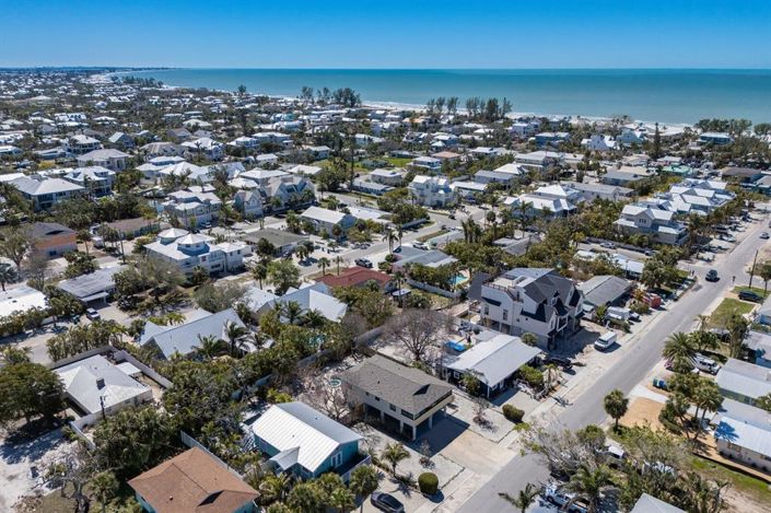 Image No.38-3 Bed Property for sale