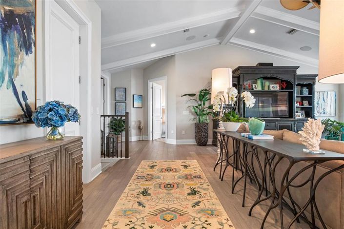 Image No.16-7 Bed Property for sale