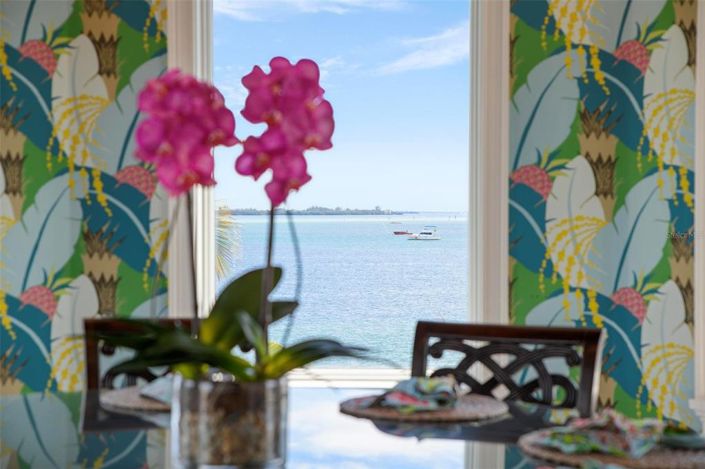 Image No.26-7 Bed Property for sale