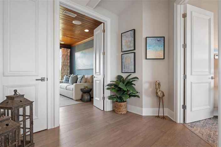 Image No.29-7 Bed Property for sale