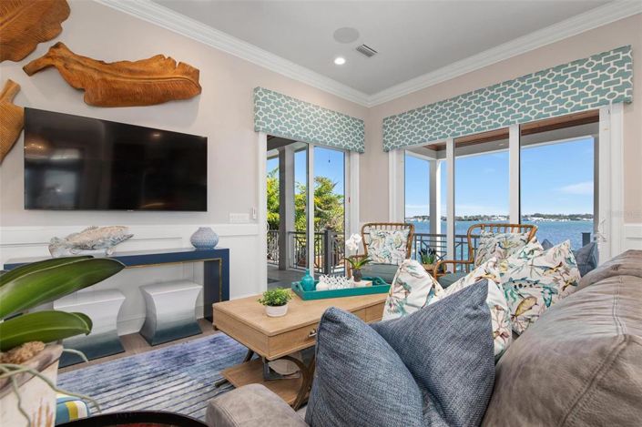 Image No.34-7 Bed Property for sale