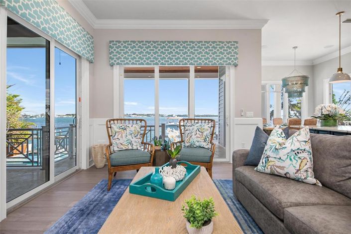 Image No.35-7 Bed Property for sale