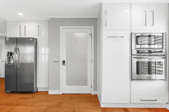 Image No.12-4 Bed Property for sale