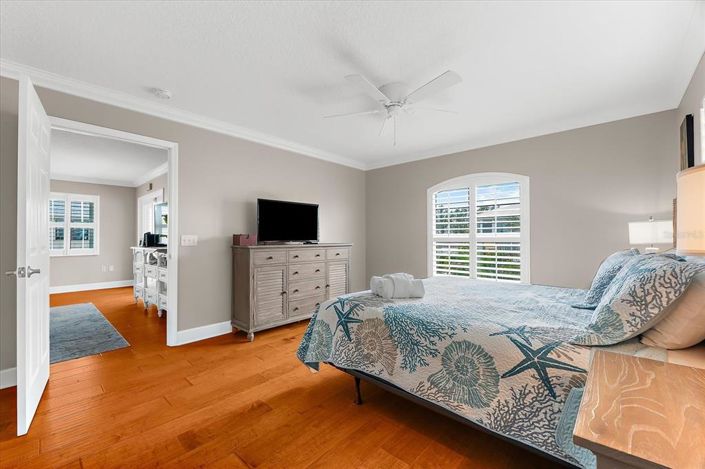 Image No.33-4 Bed Property for sale