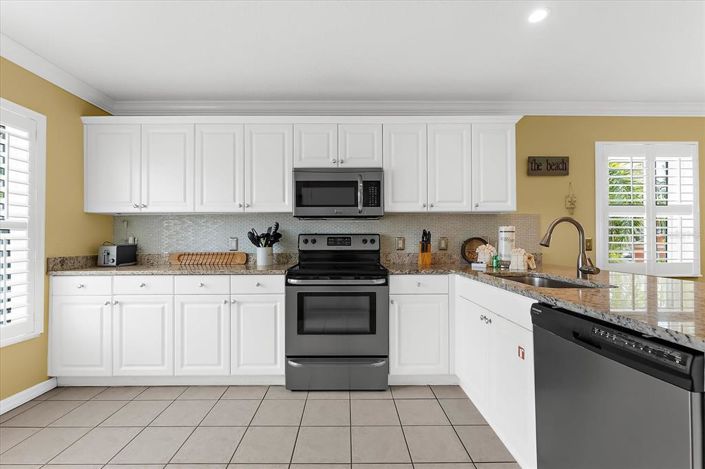 Image No.38-4 Bed Property for sale