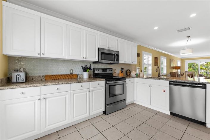 Image No.40-4 Bed Property for sale