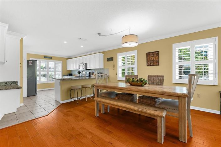 Image No.47-4 Bed Property for sale