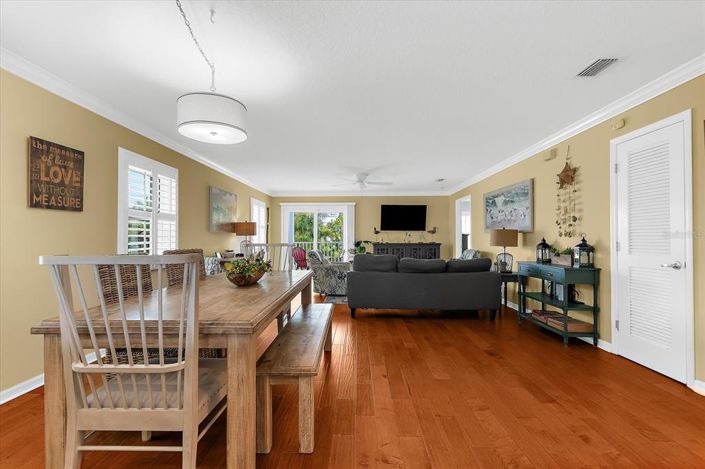 Image No.48-4 Bed Property for sale