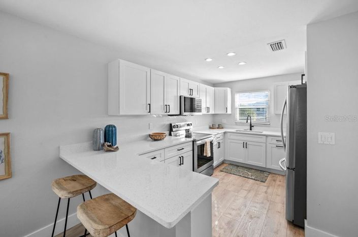 Image No.11-3 Bed Property for sale