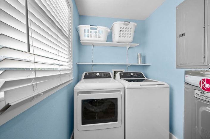 Image No.27-3 Bed Property for sale