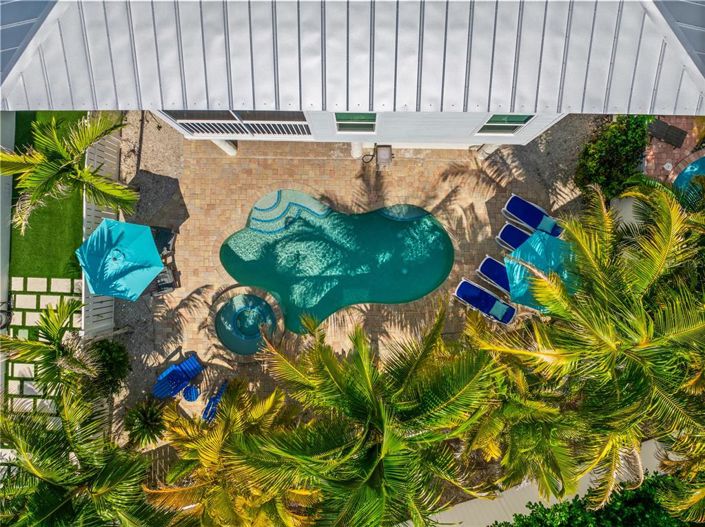 Image No.42-3 Bed Property for sale