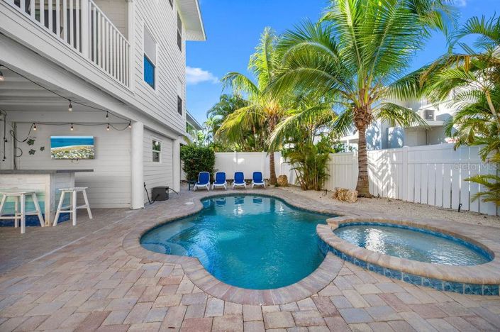 Image No.5-3 Bed Property for sale