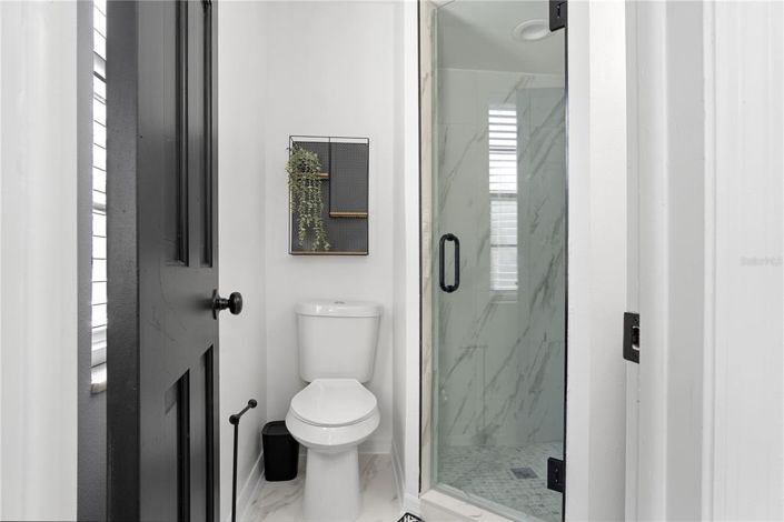 Image No.57-6 Bed Property for sale