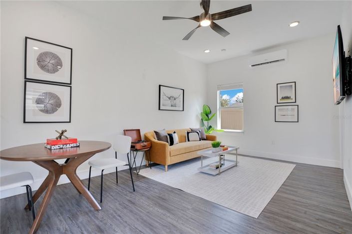 Image No.30-5 Bed Property for sale