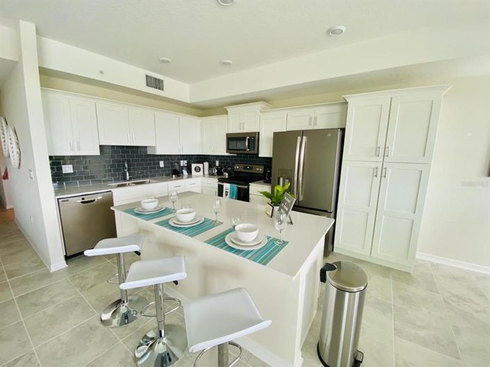 Image No.5-2 Bed Property for sale