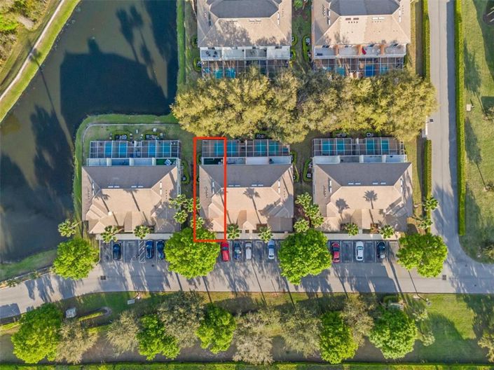 Image No.31-3 Bed Townhouse for sale