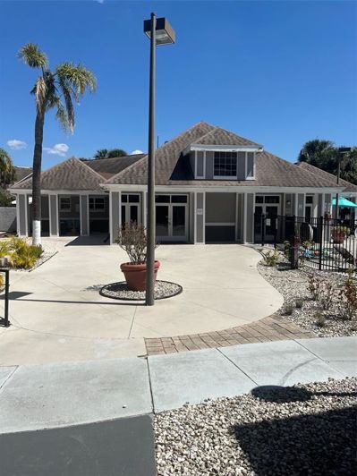 Image No.17-2 Bed Property for sale