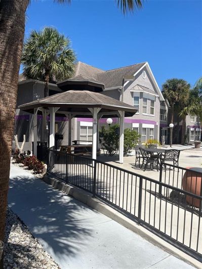 Image No.18-2 Bed Property for sale