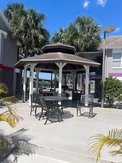 Image No.19-2 Bed Property for sale