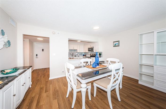 Image No.11-2 Bed Property for sale