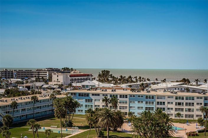 Image No.18-2 Bed Property for sale