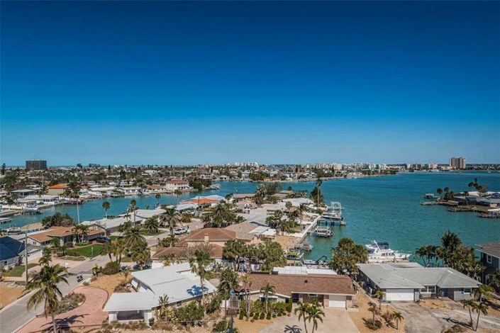 Image No.26-2 Bed Property for sale