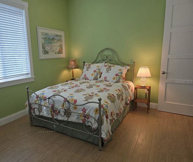 Image No.25-3 Bed Property for sale