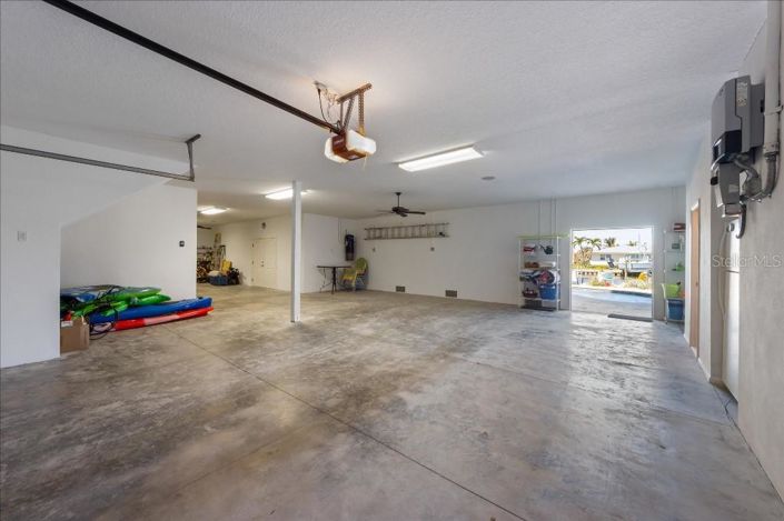 Image No.29-3 Bed Property for sale