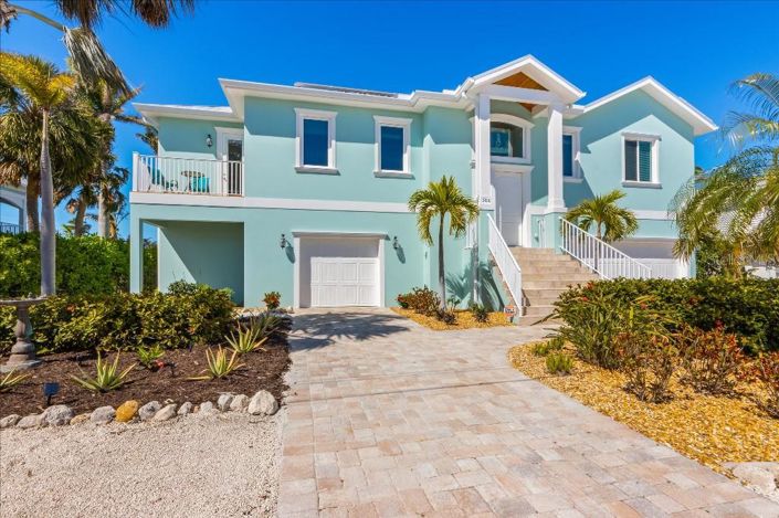 Image No.3-3 Bed Property for sale