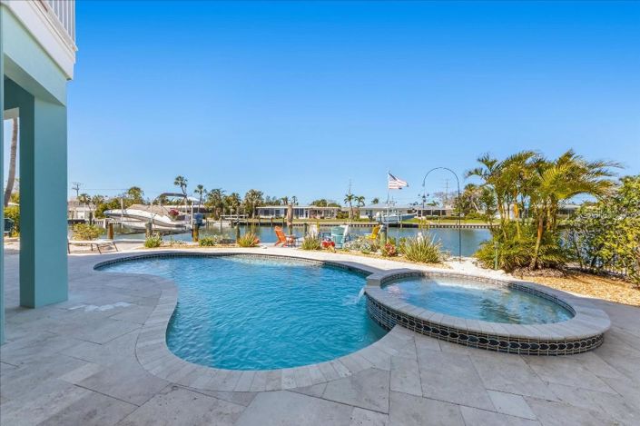 Image No.42-3 Bed Property for sale