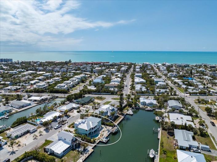 Image No.48-3 Bed Property for sale