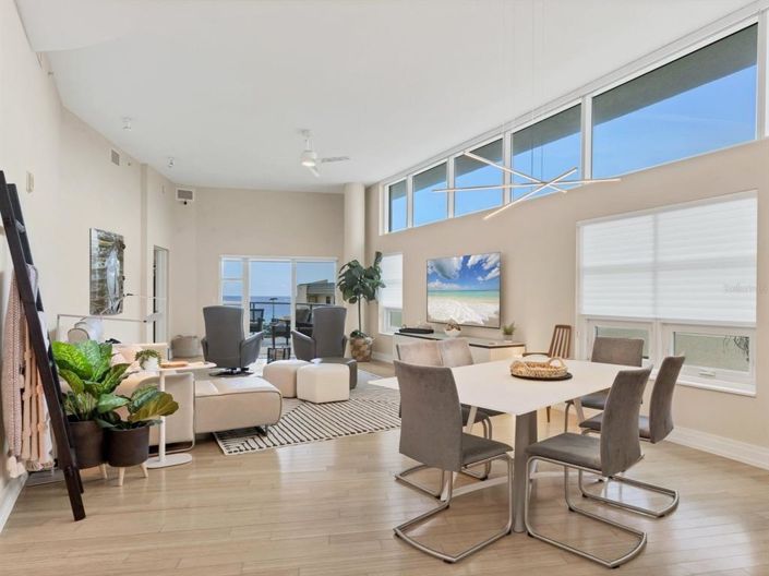 Image No.8-3 Bed Property for sale