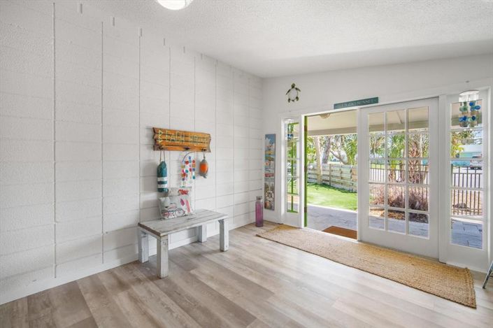 Image No.10-4 Bed Property for sale