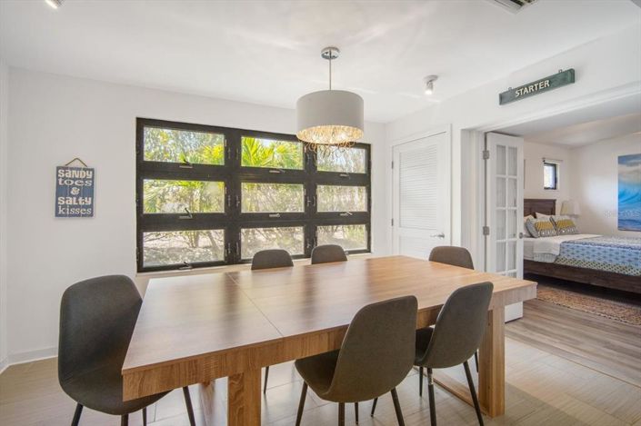 Image No.19-4 Bed Property for sale