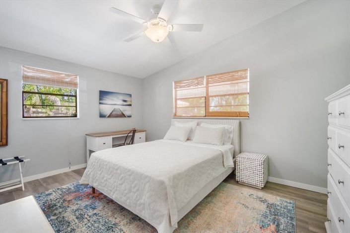 Image No.22-4 Bed Property for sale