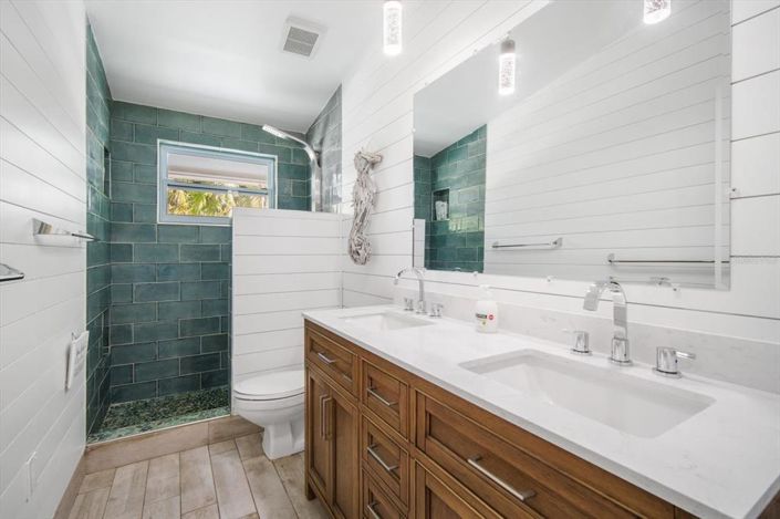 Image No.24-4 Bed Property for sale